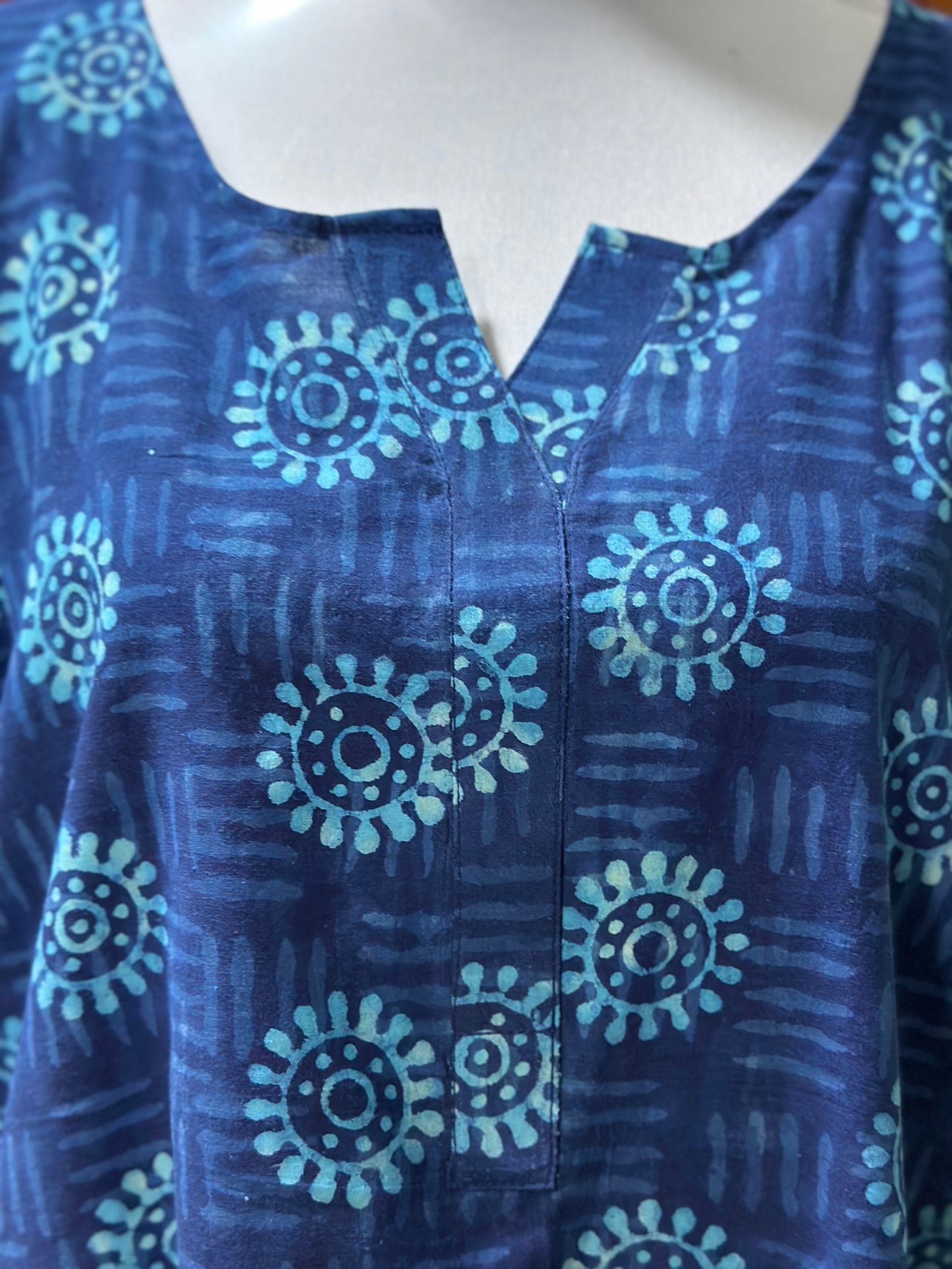 Women's Pure Cotton Short Kurta (XL) - Deep Blue Flower Circles