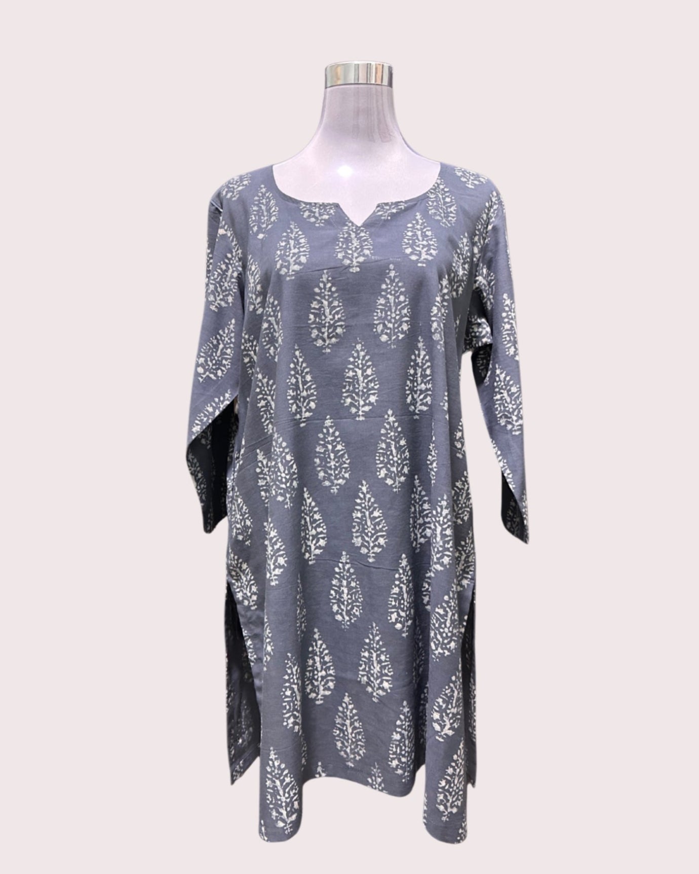 Women's Pure Cotton Knee Length Kurta (2XL) - Soft Grey Trees