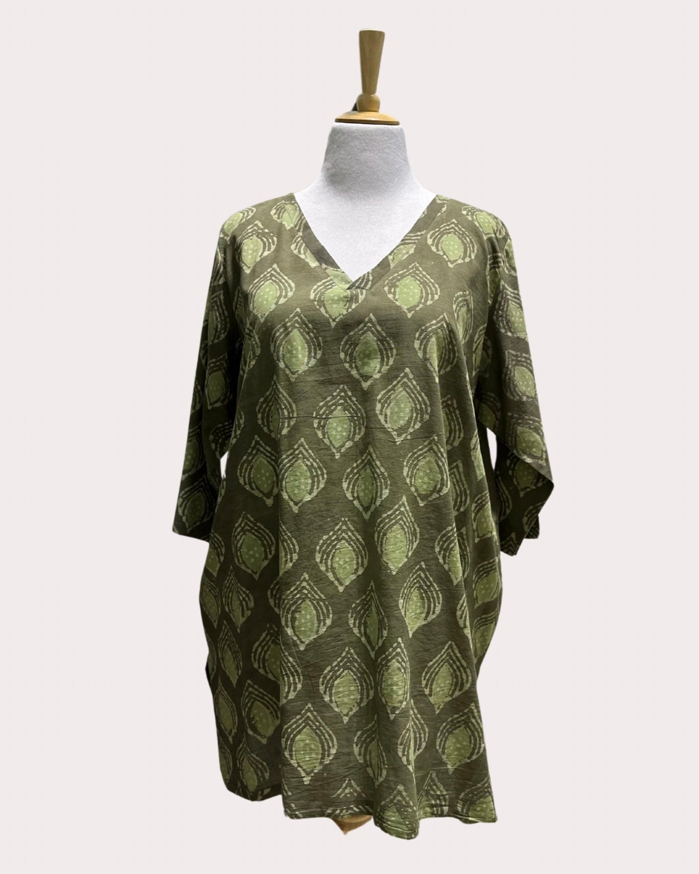 Women's Pure Cotton Short Kurta (4XL) - Light Green Buds (A-Line)